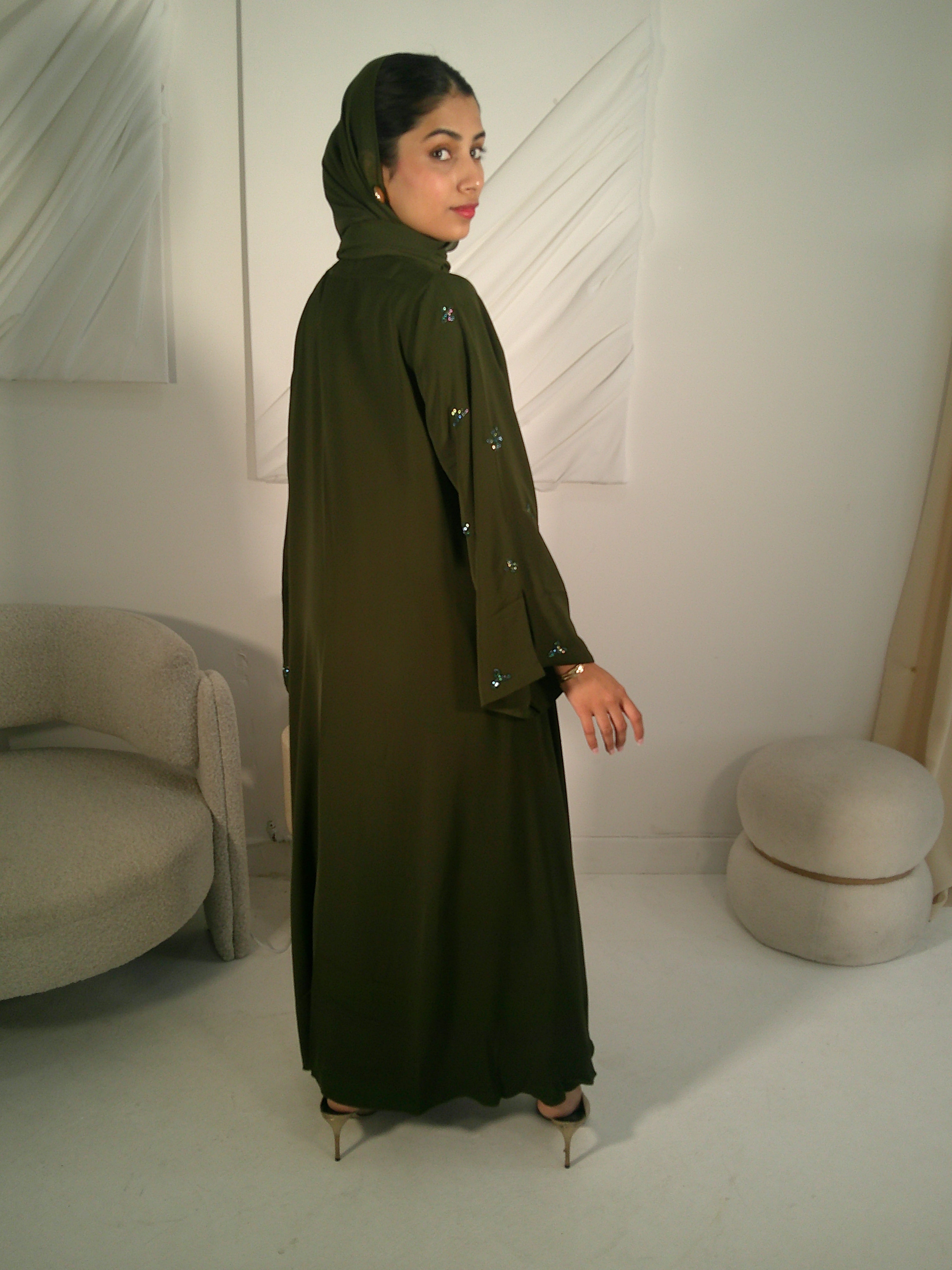 Samira in Olive Green